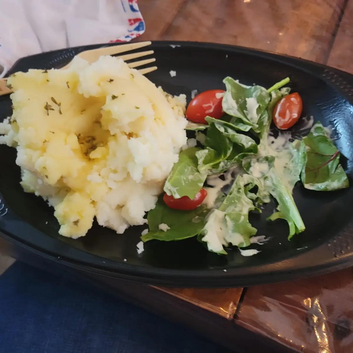 Mashed Potatoes with Garden Salad