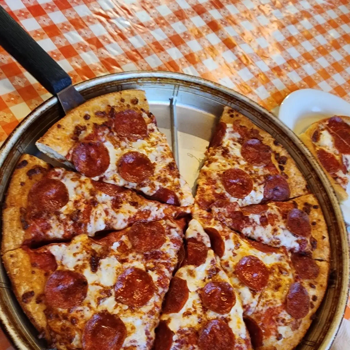 Deep Pan Pepperoni Pizza