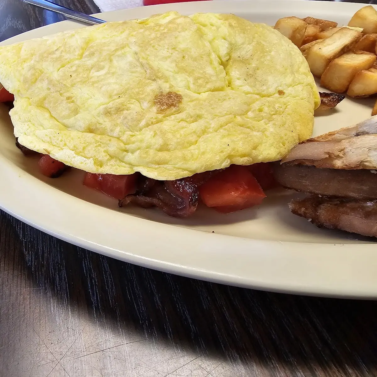 Bacon Tomato Cheese Omelette