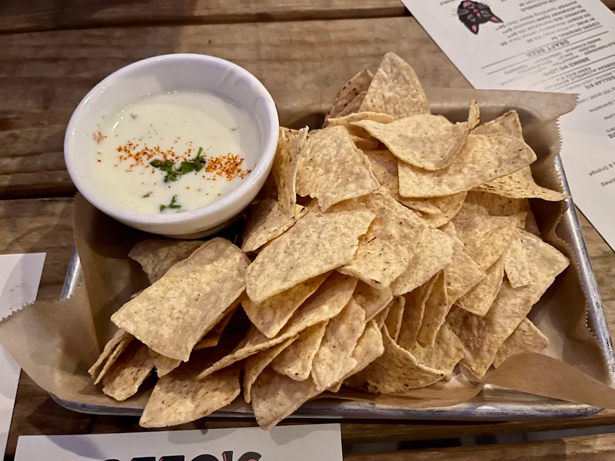 Chips & Queso