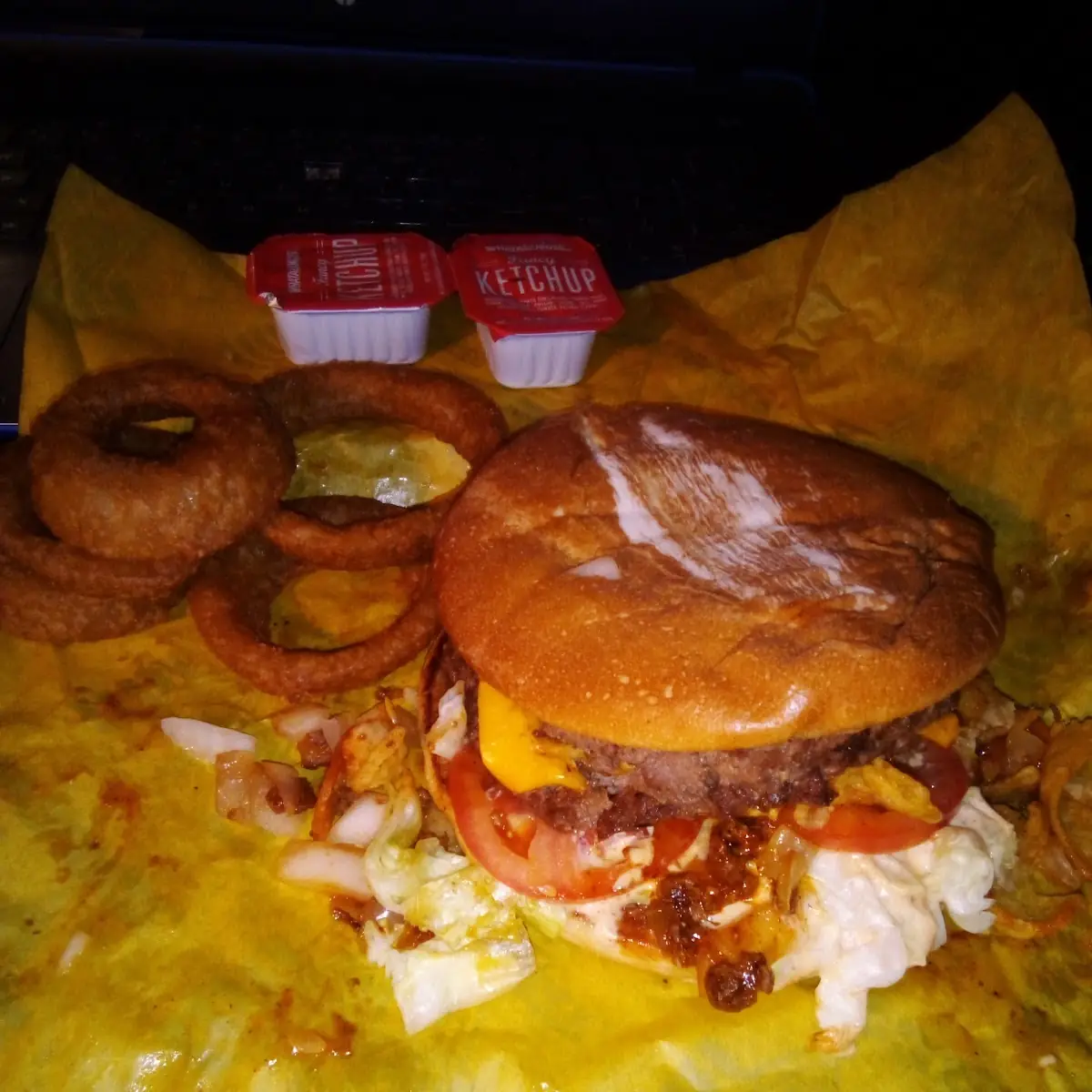 Chili Cheese Burger