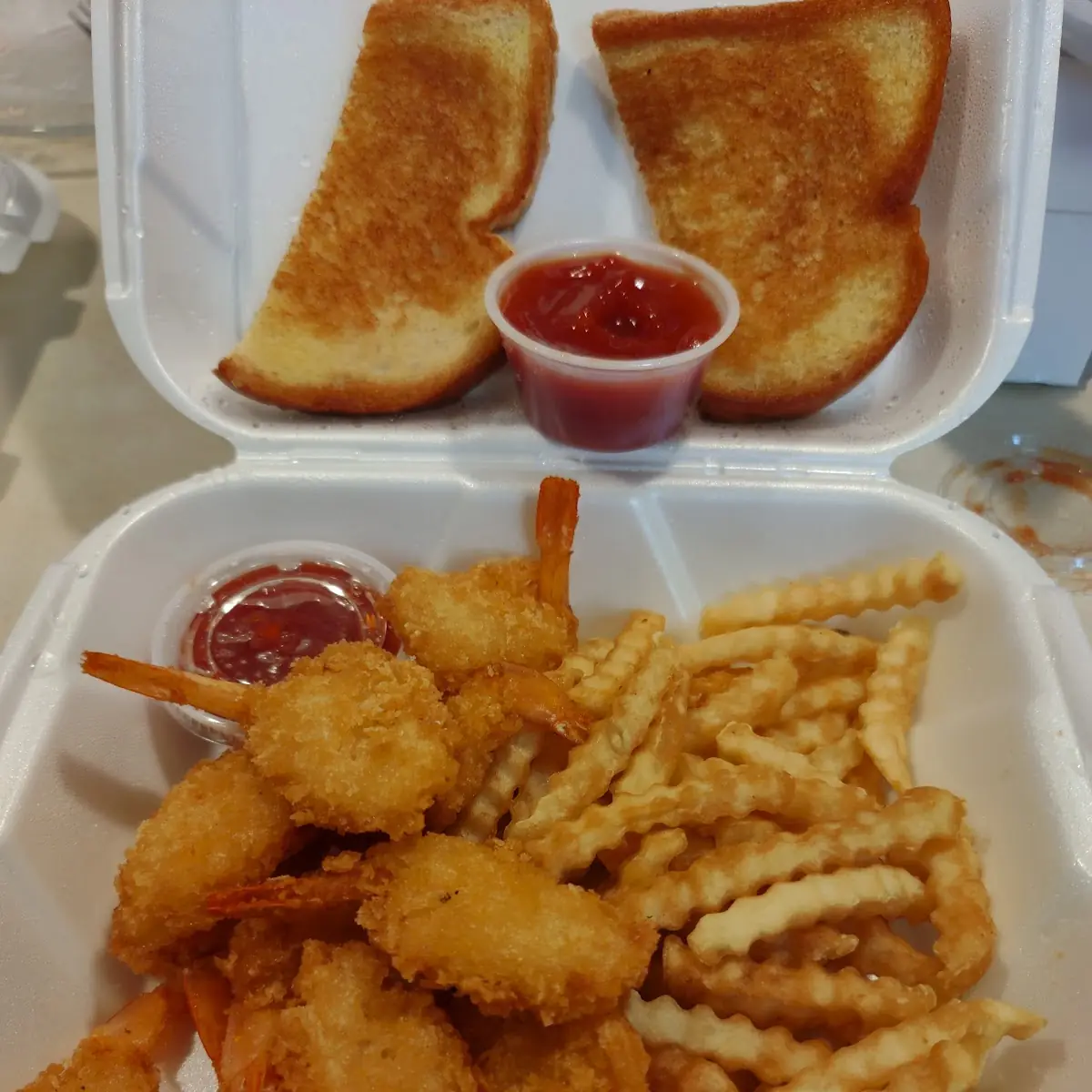 Breaded Shrimp Basket with Fries