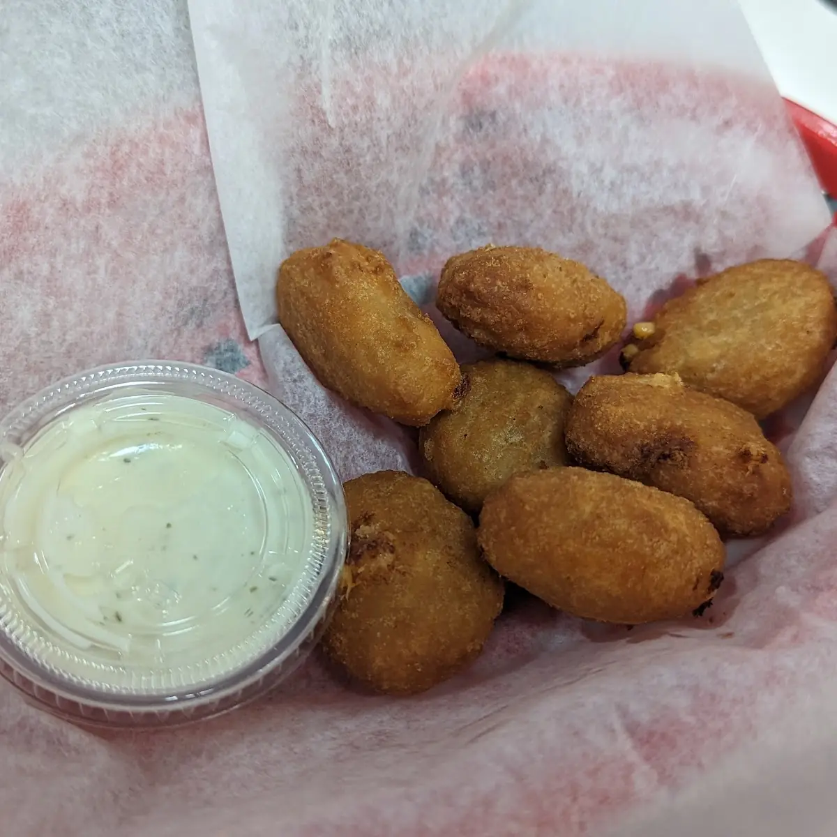 Fried Mac and Cheese Bites