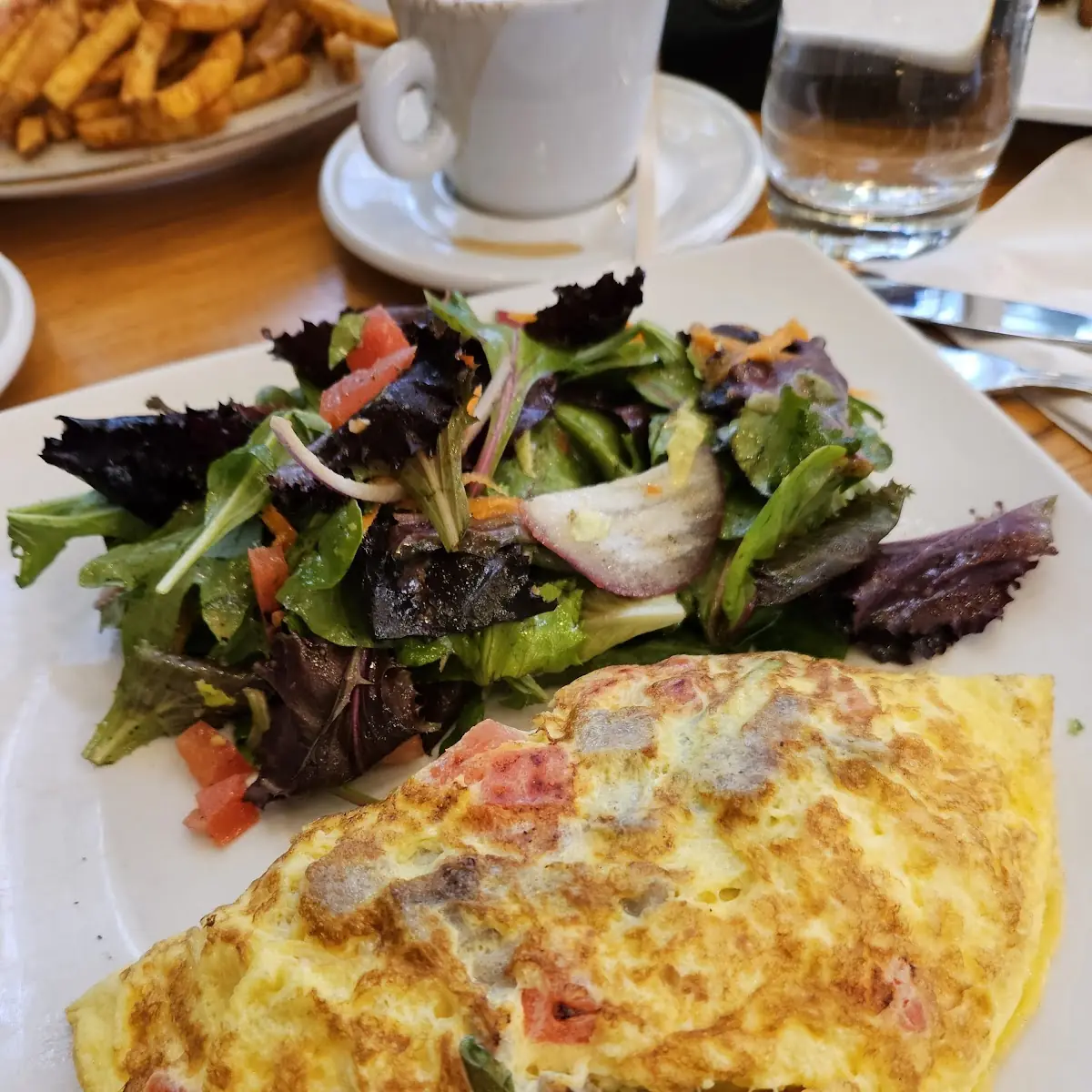 Mushroom & Swiss Omelette