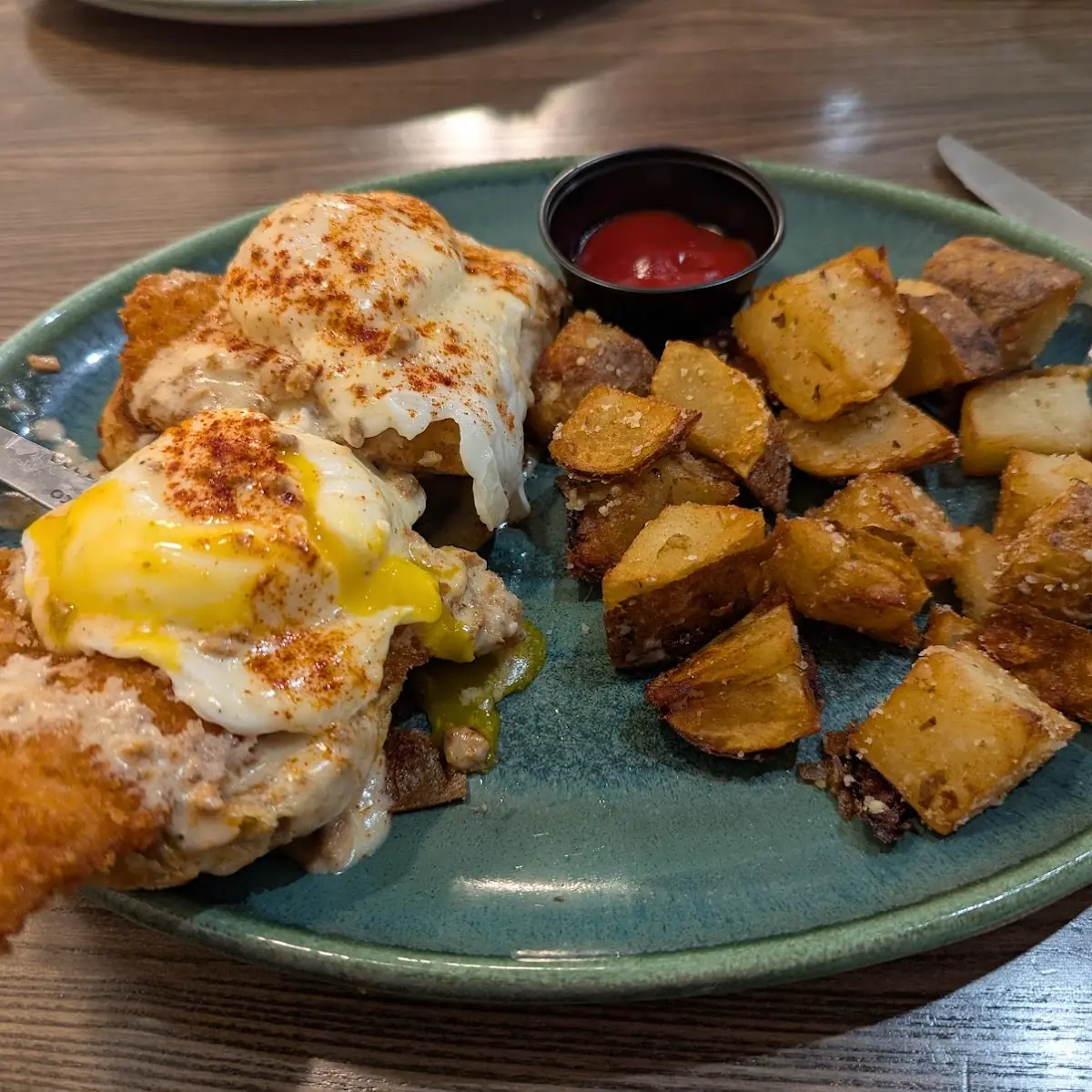 Salmon Benedict