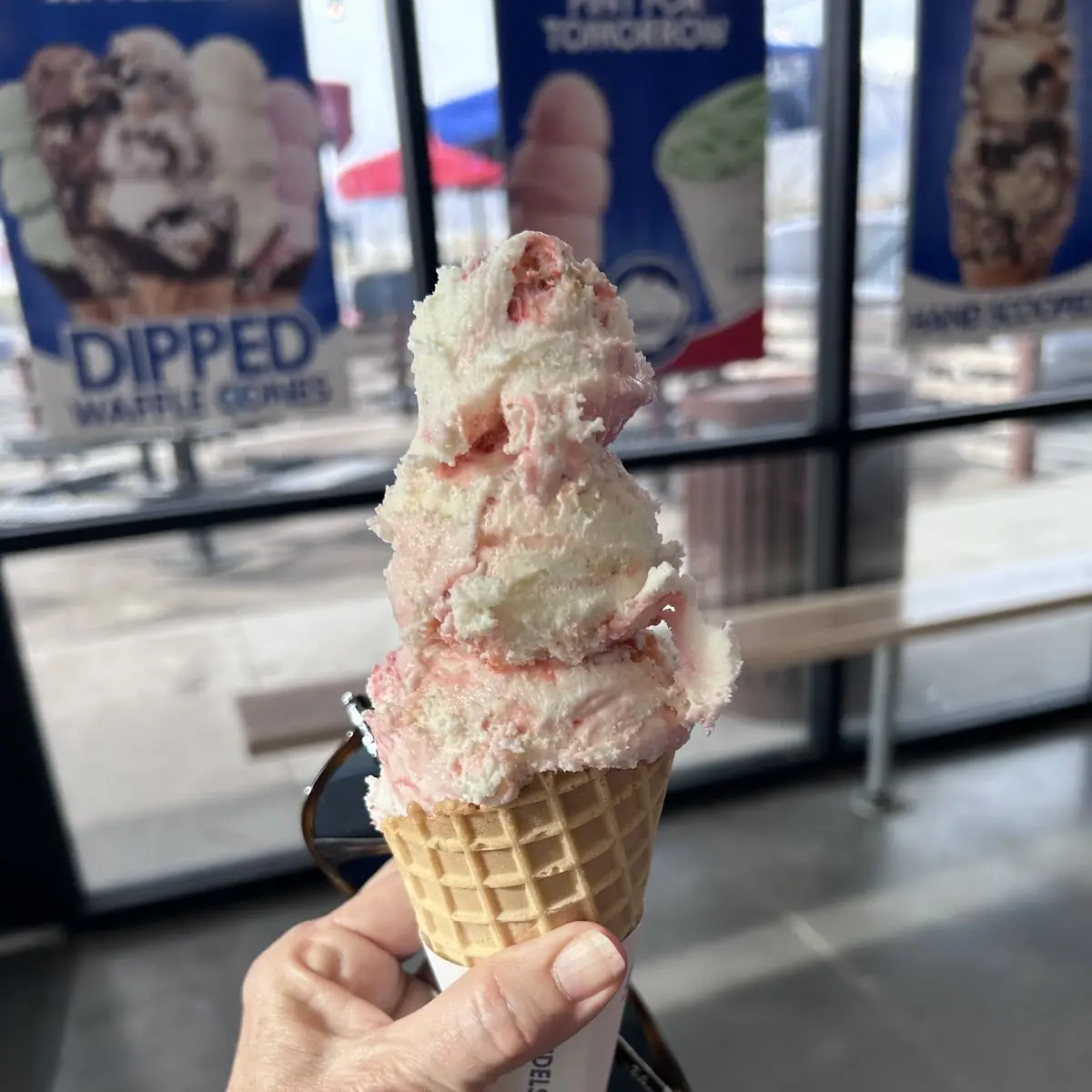 Small Strawberry Cheesecake