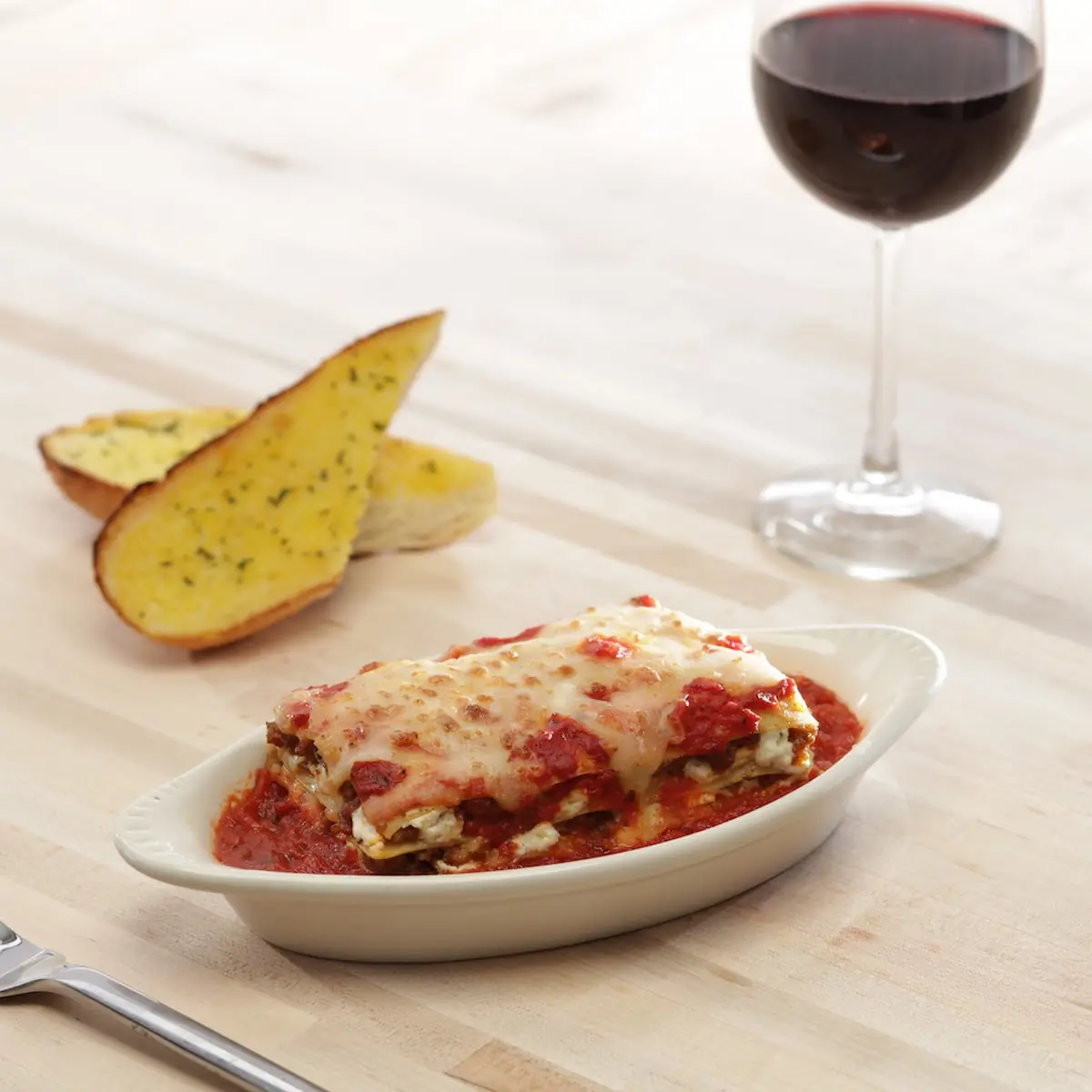 Lasagna and Garlic Bread