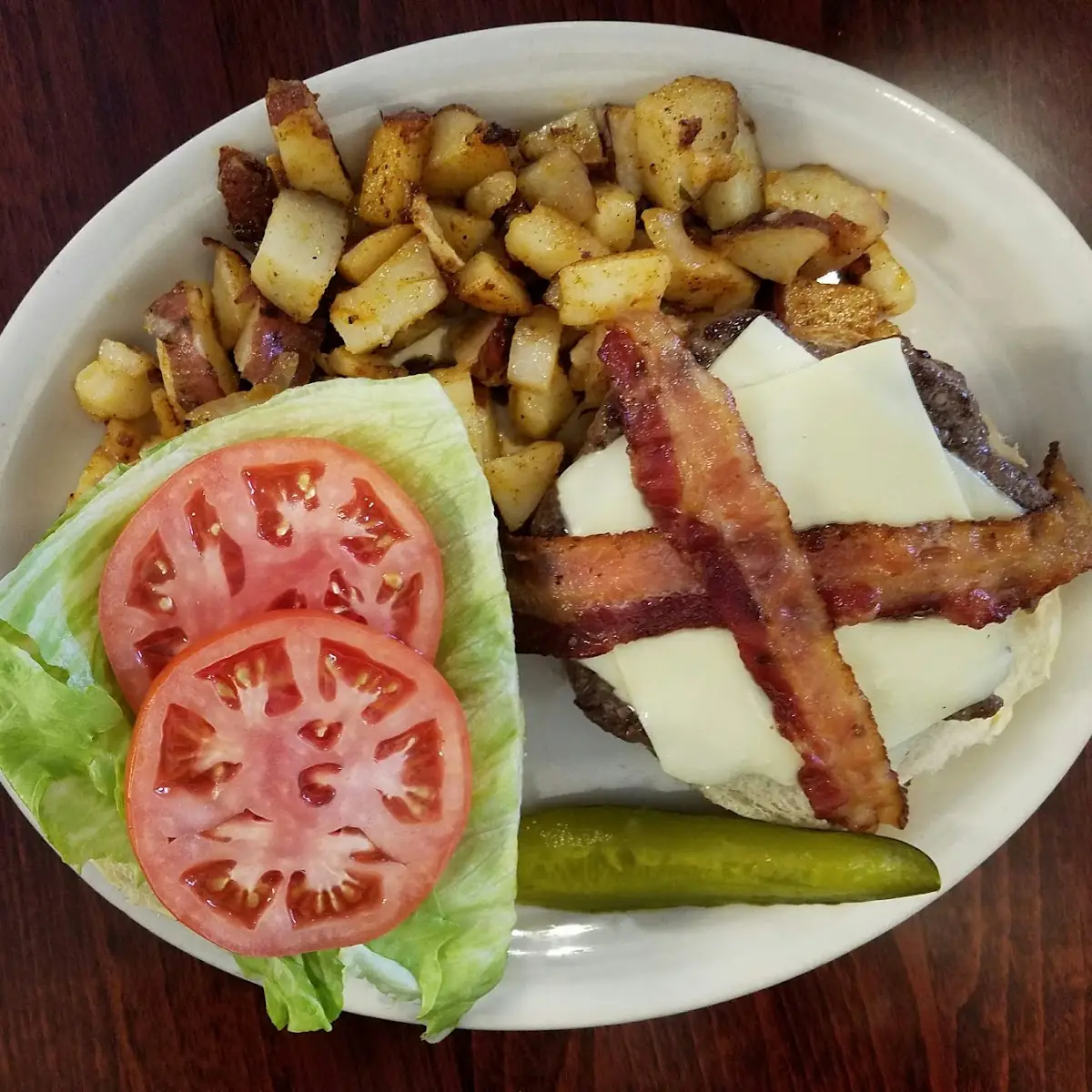 Bacon Cheeseburger with Lettuce and Tomato