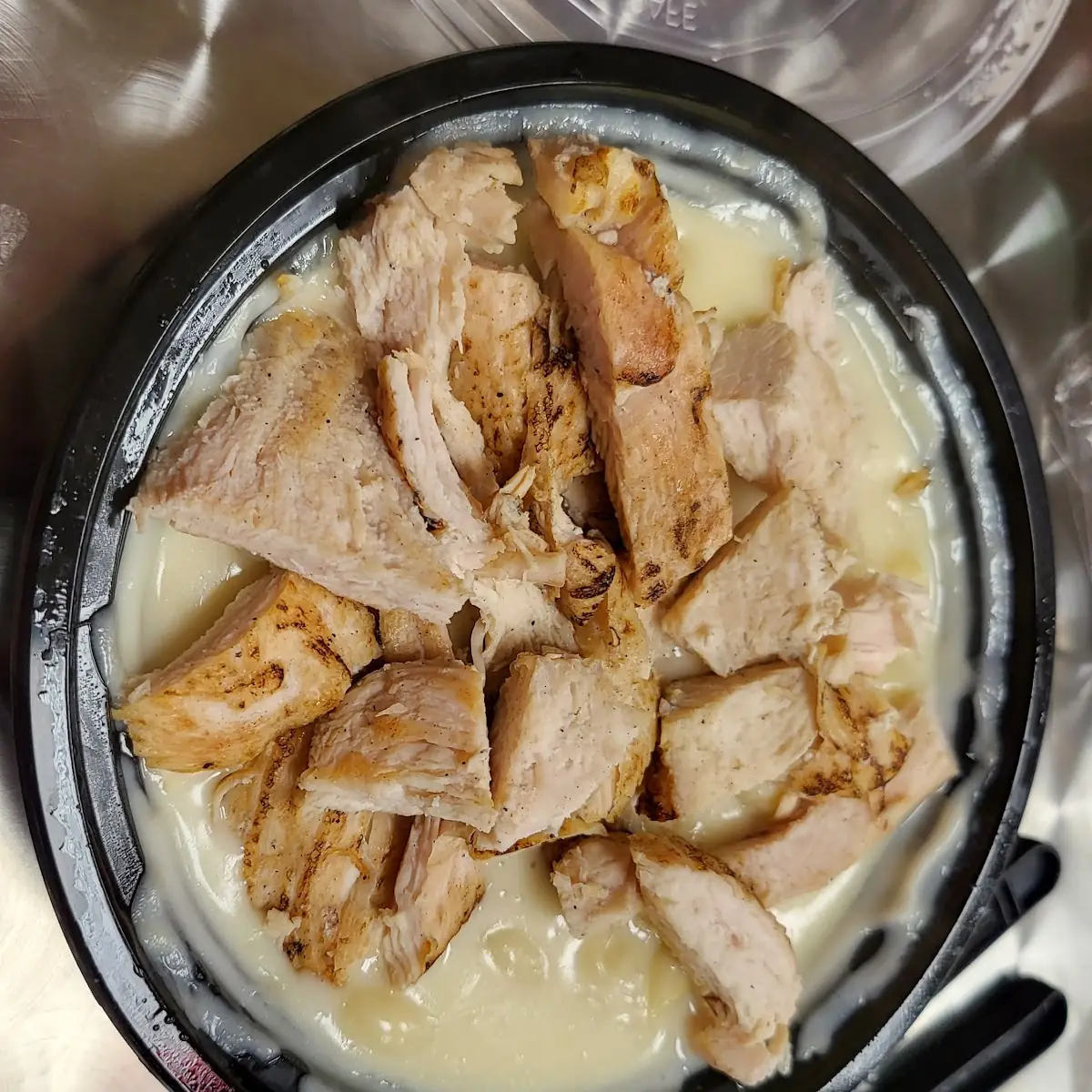 White Cheddar Mac and Cheese with Chicken