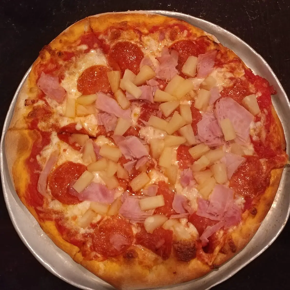 Hawaiian Pizza