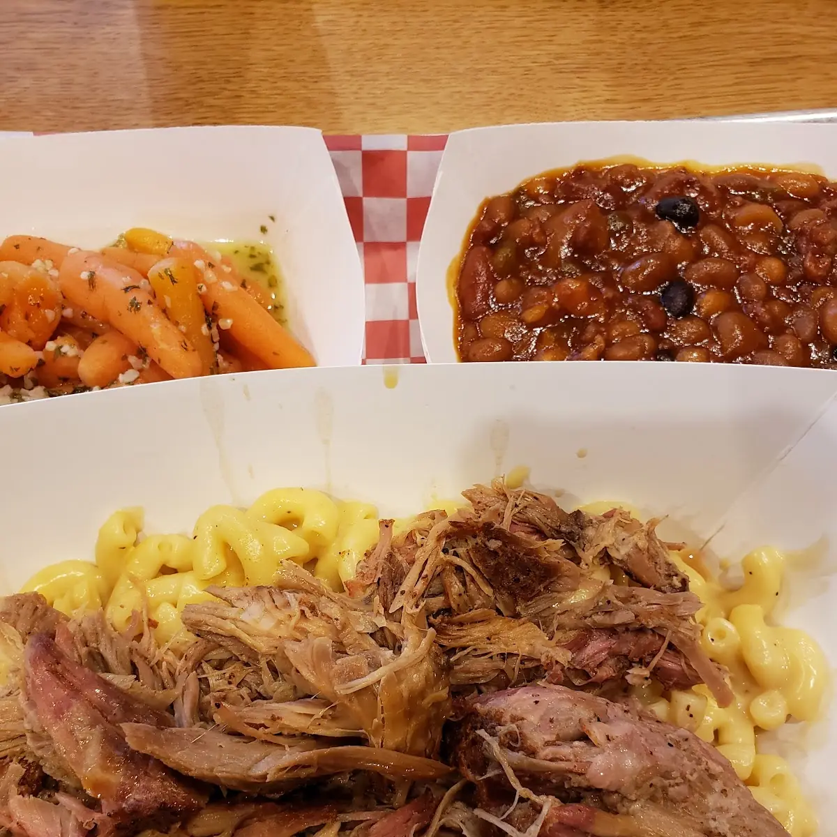 Pulled Pork over Mac & Cheese