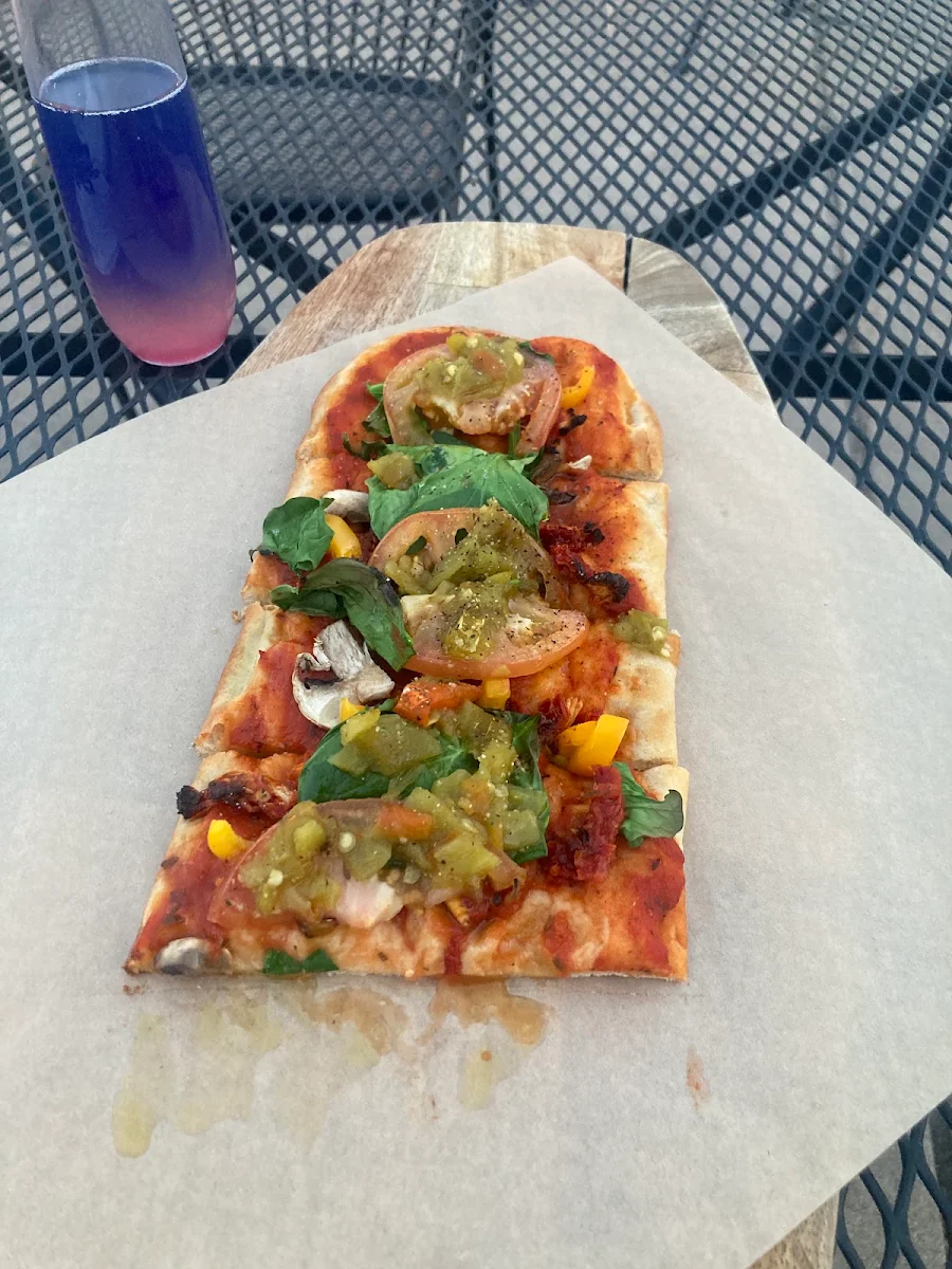 Flat Bread Veggie Pizza