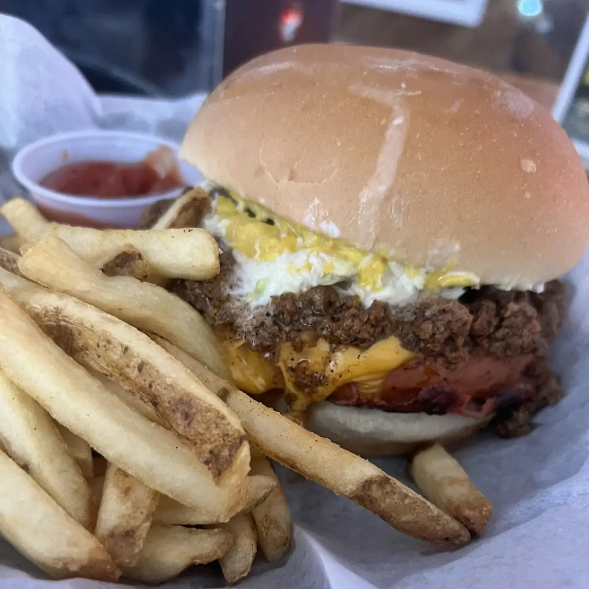 Trees' Famous Burger