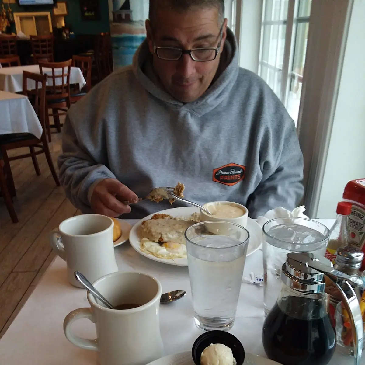Biscuit & Gravy
