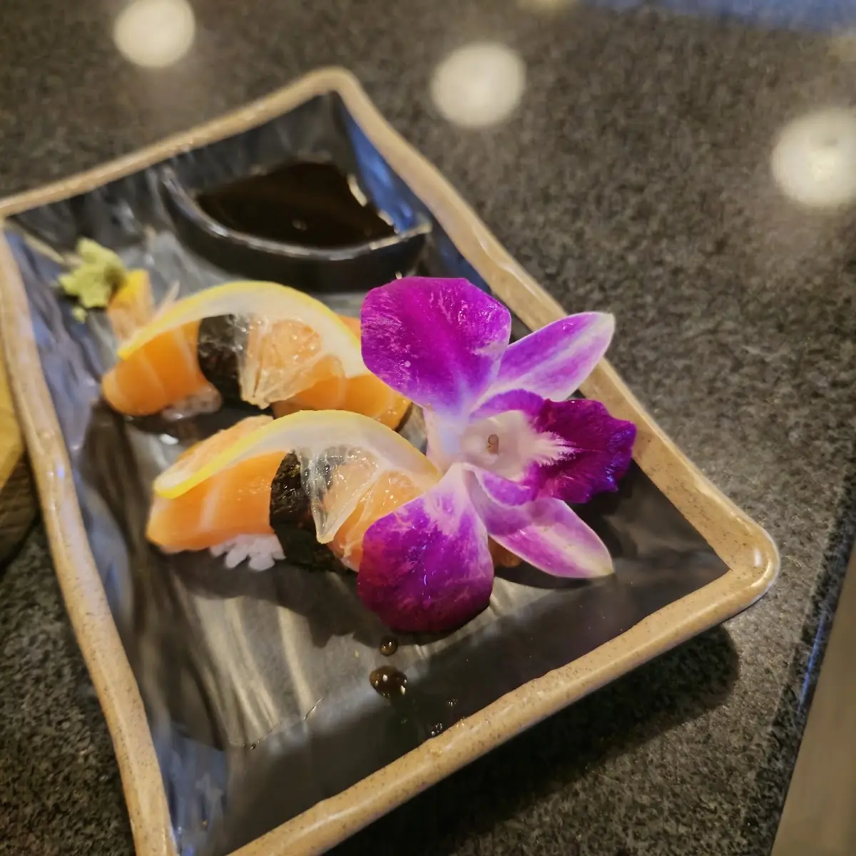 Salmon Nigiri
