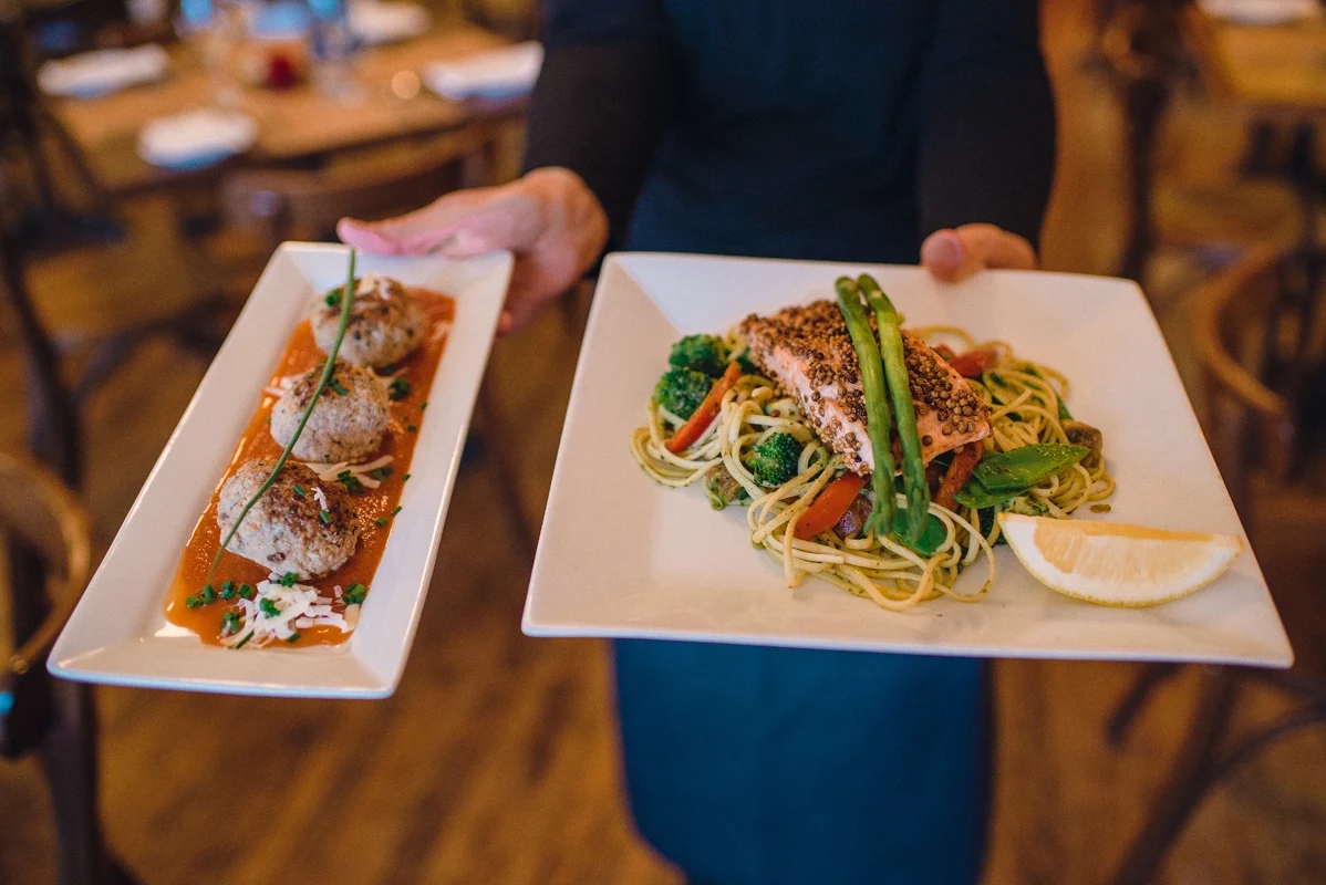 Highlights, Bistro Viva