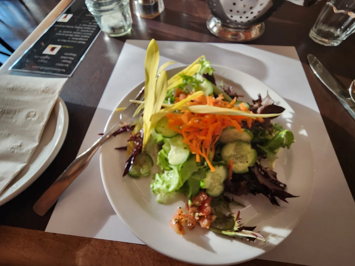 Highlights, Bistro Viva