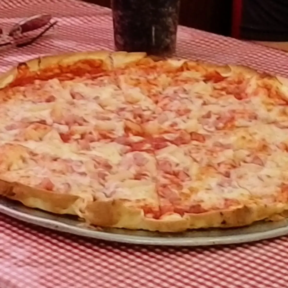 Large Hawaiian Pizza