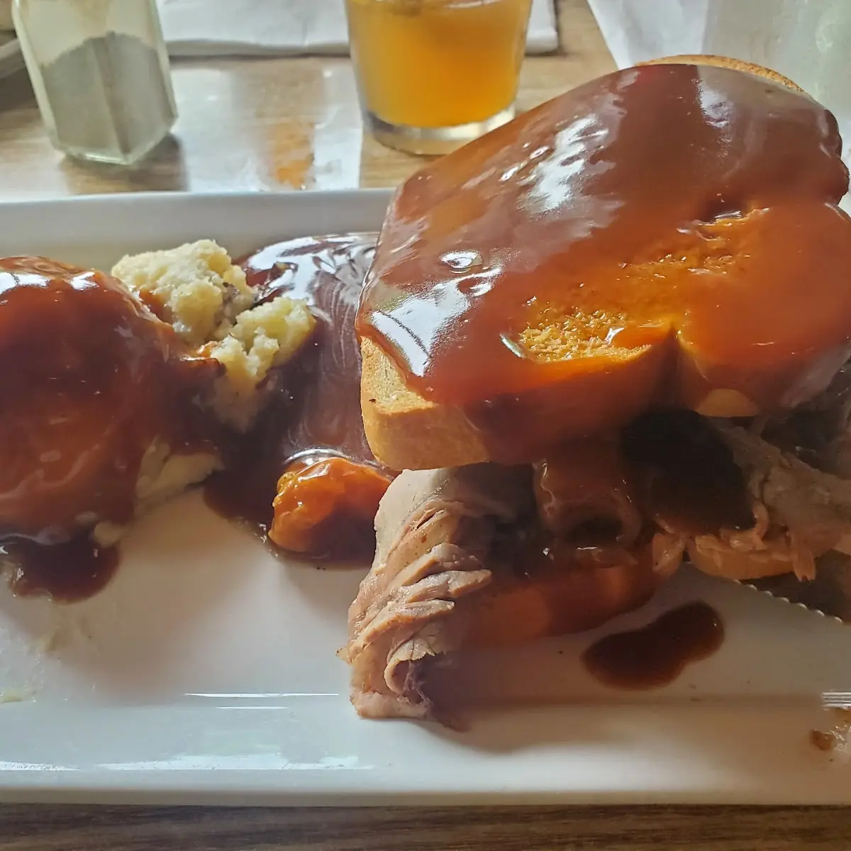 Hot Roast Beef & Gravy
