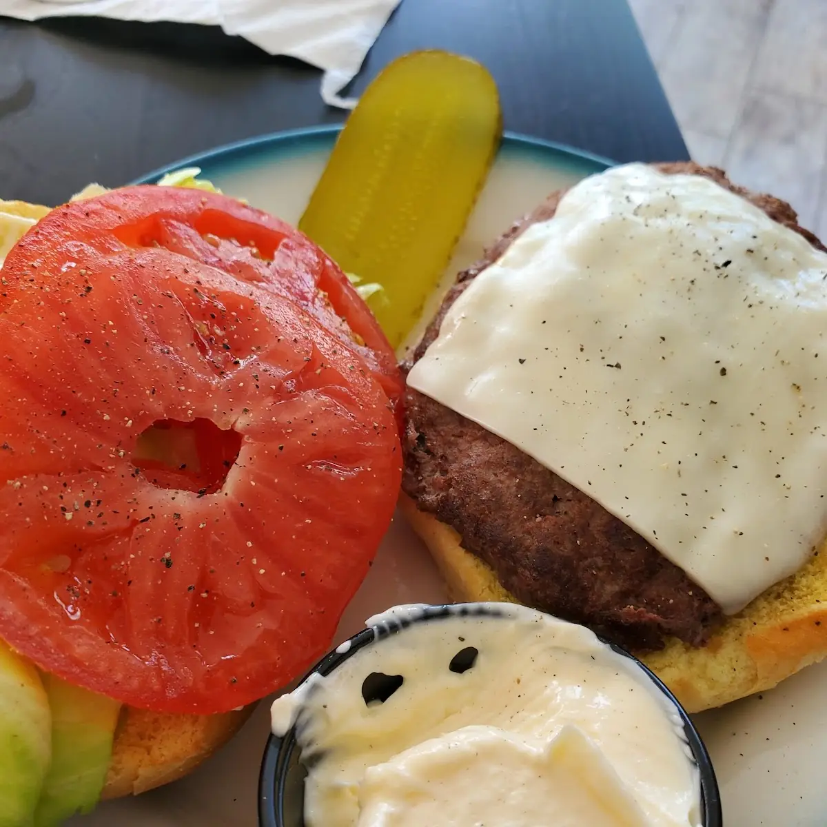 Cheese Burger Deluxe
