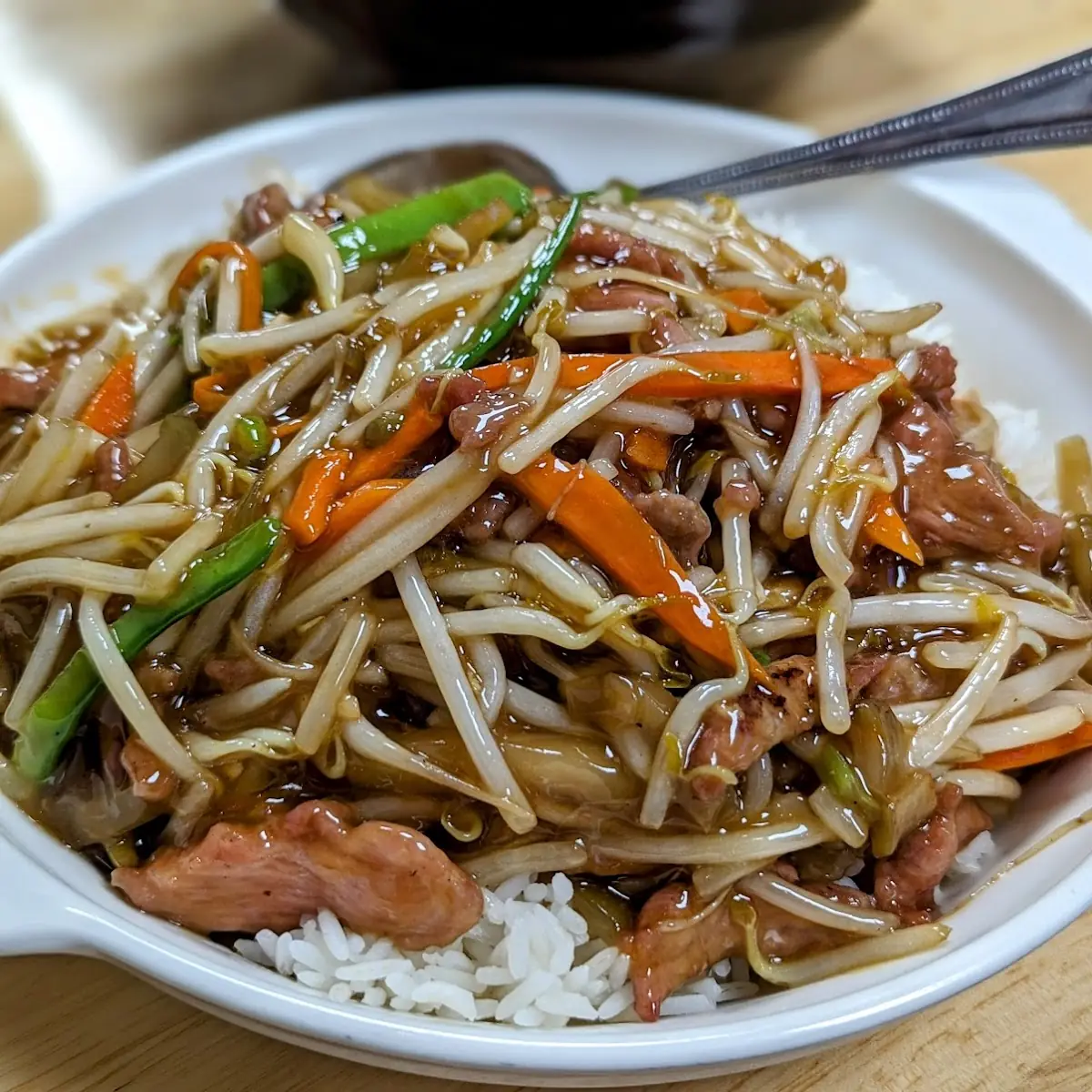 Shredded Pork w Pickled Cabbage