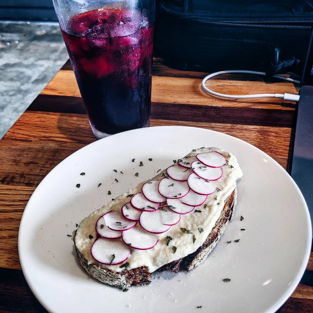 Hummus Toast