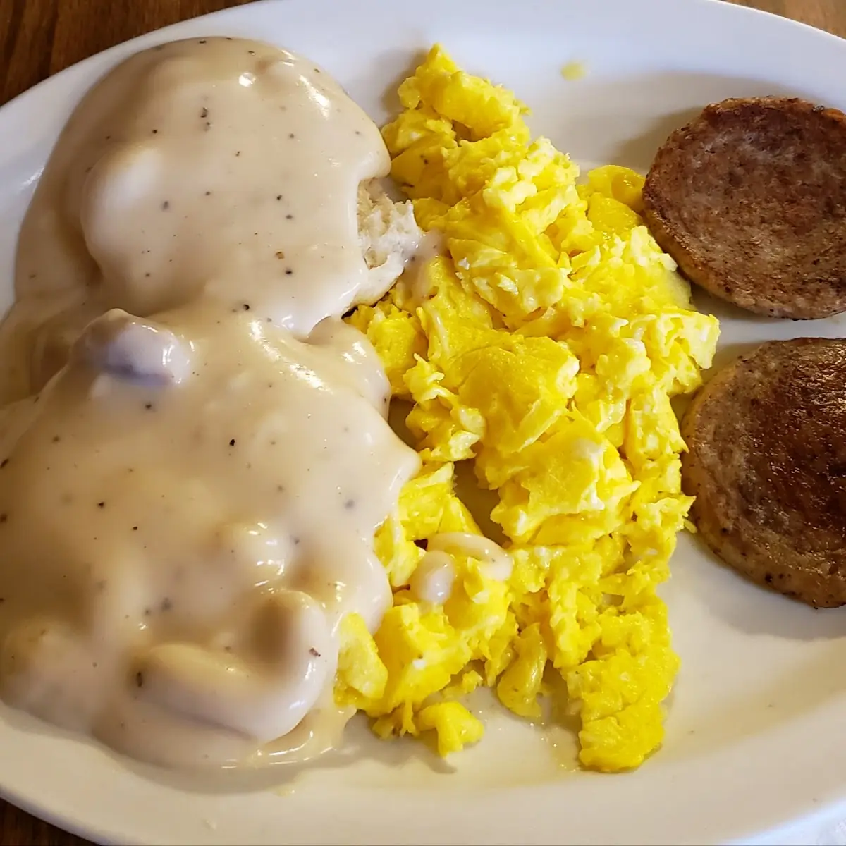 Biscuits & Gravy Scrambled Eggs & Sausage