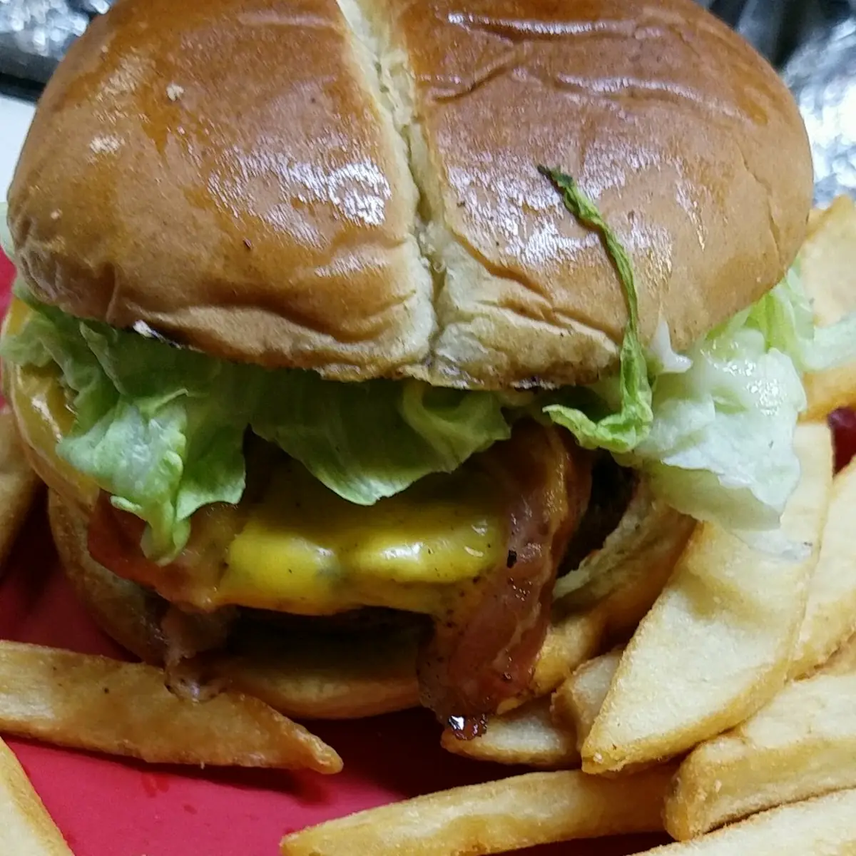Bacon Cheeseburger with Fries
