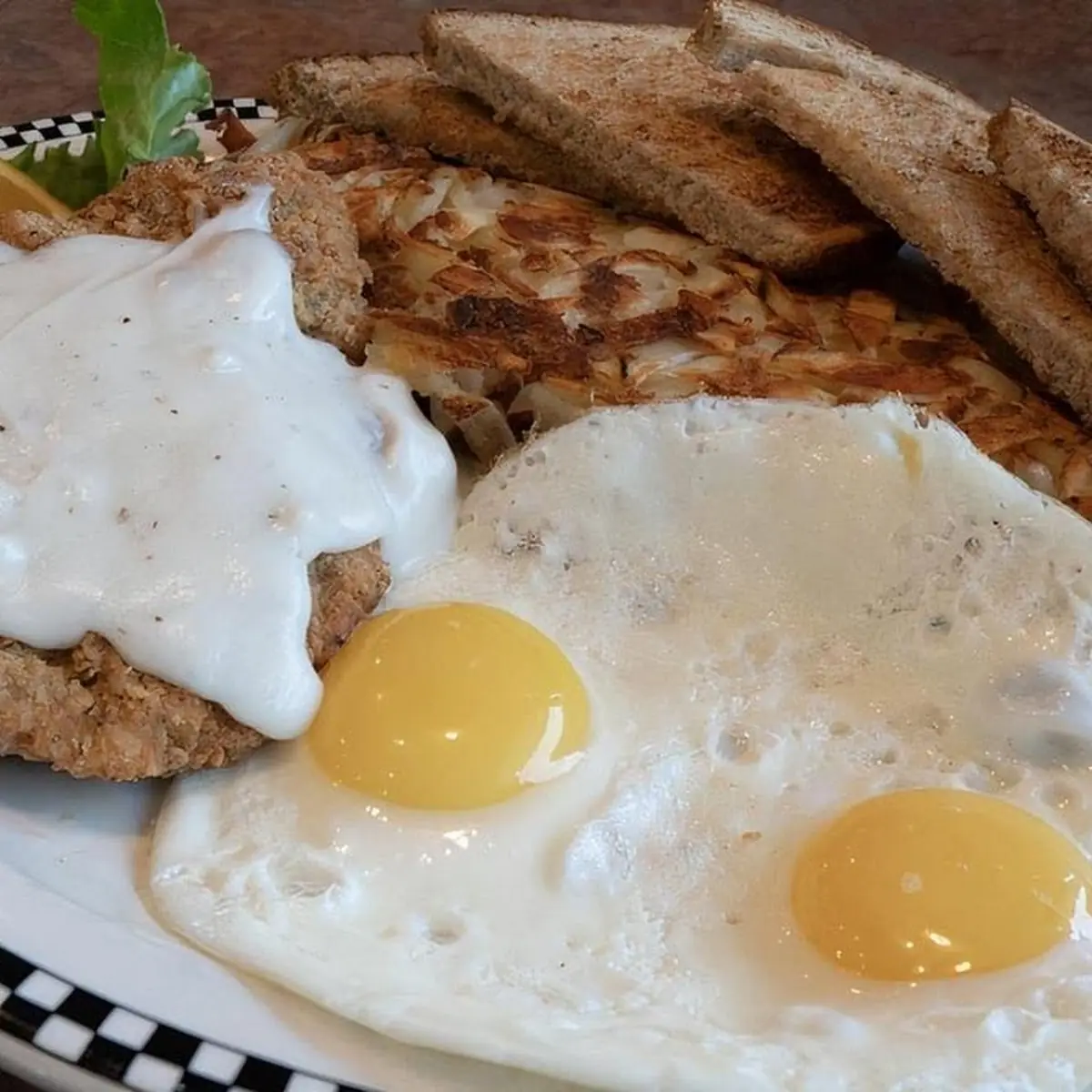 Biscuit & Country Gravy