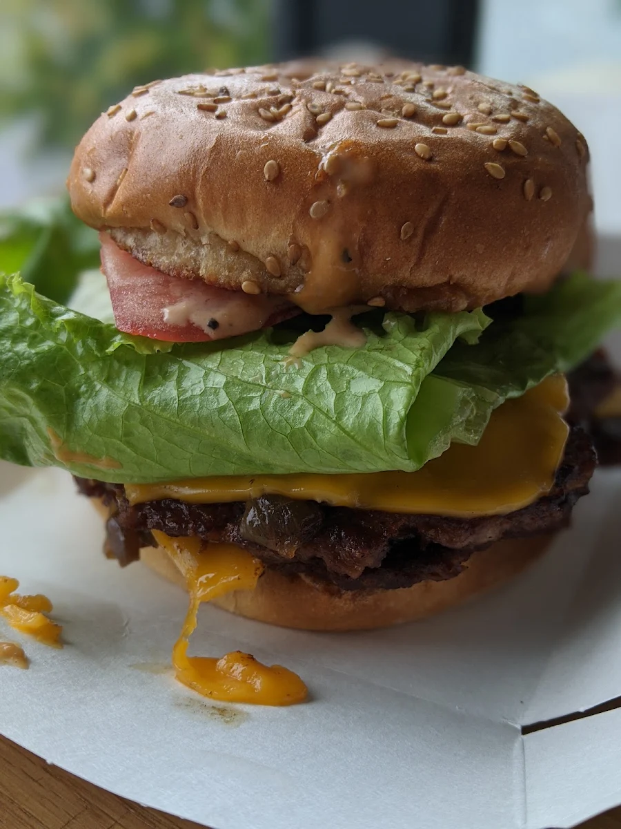 Double Cheeseburger