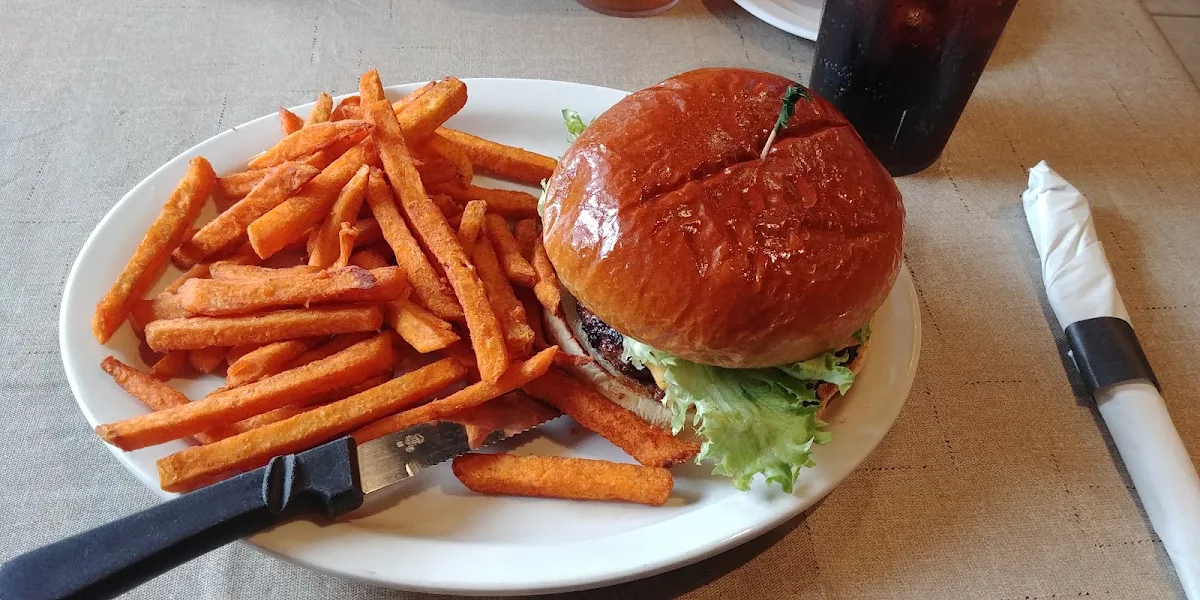 Live Oak Whiskey Burger