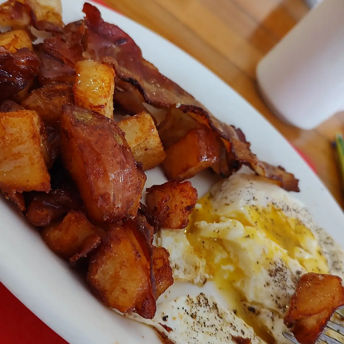 2 Eggs Bacon and Home Fries