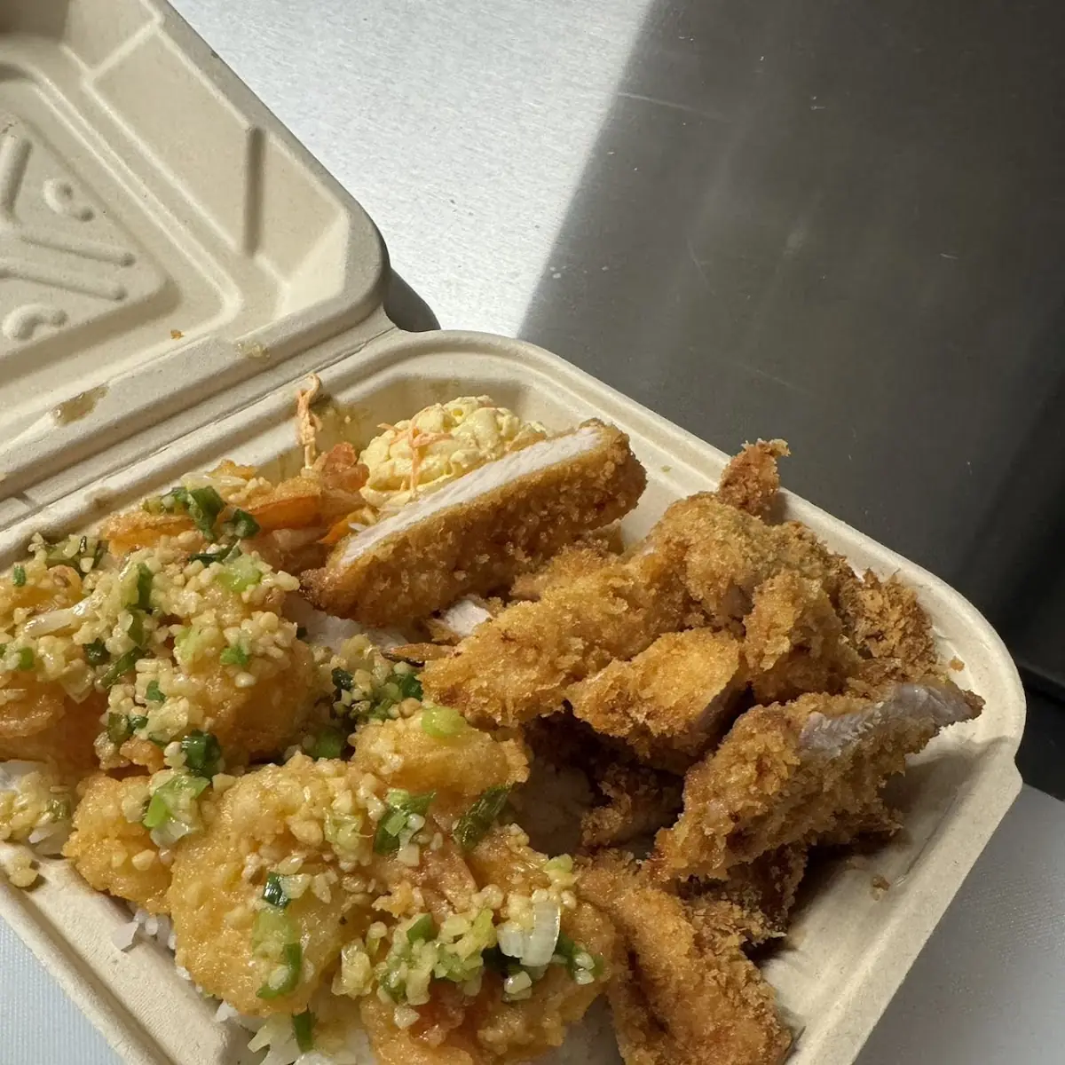 Hawaiian Garlic Shrimp