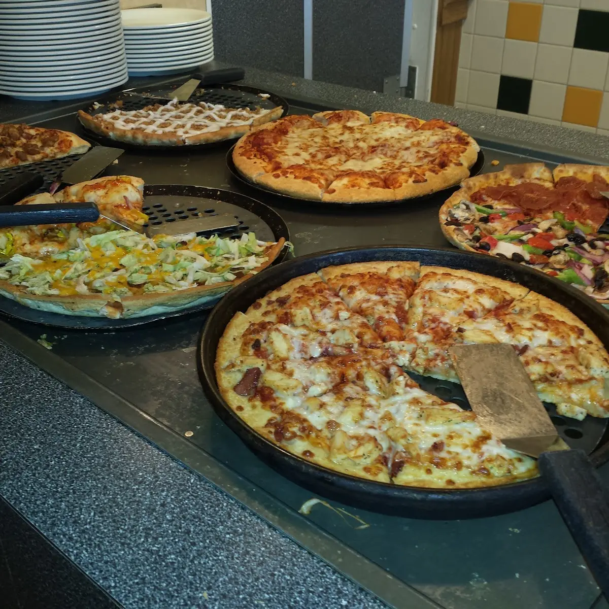 Pizza Hut Lunch Buffet