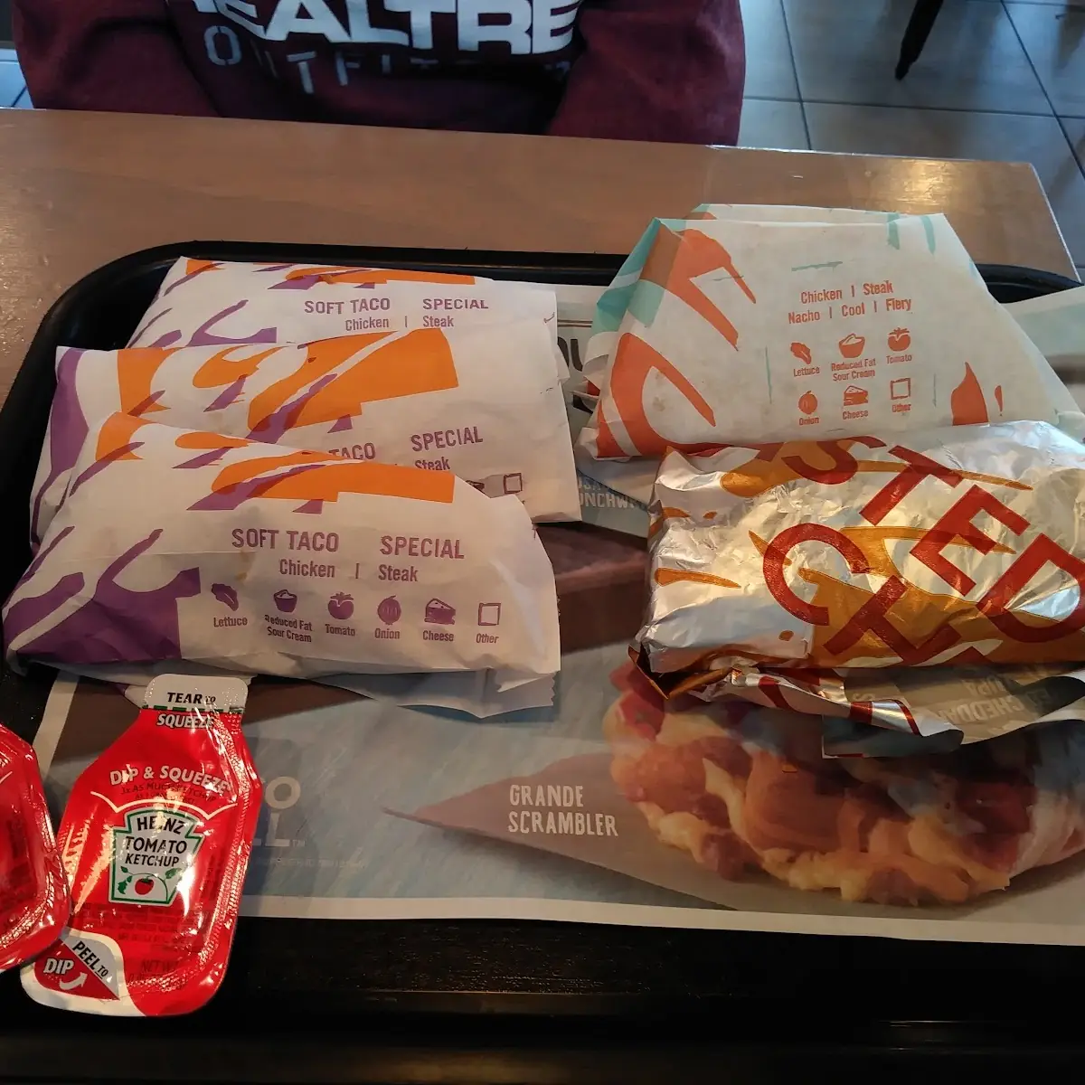 Soft Shell Taco & Cheddar Cheese Chalupa