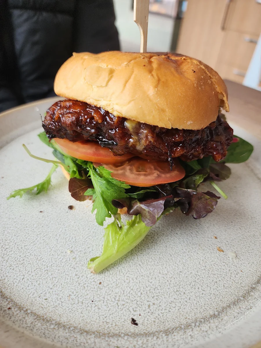 KFC Burger, Cafe Eighty2
