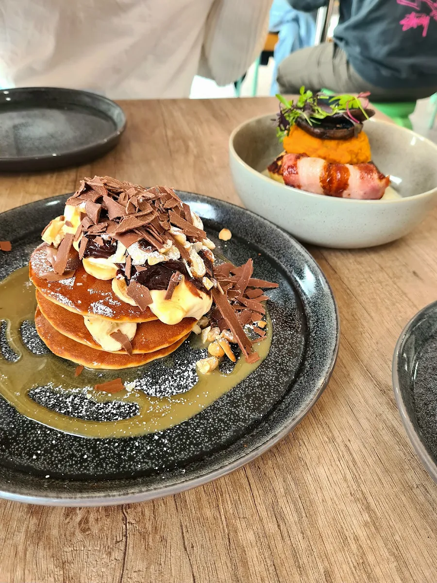 Pancakes, Cafe Eighty2