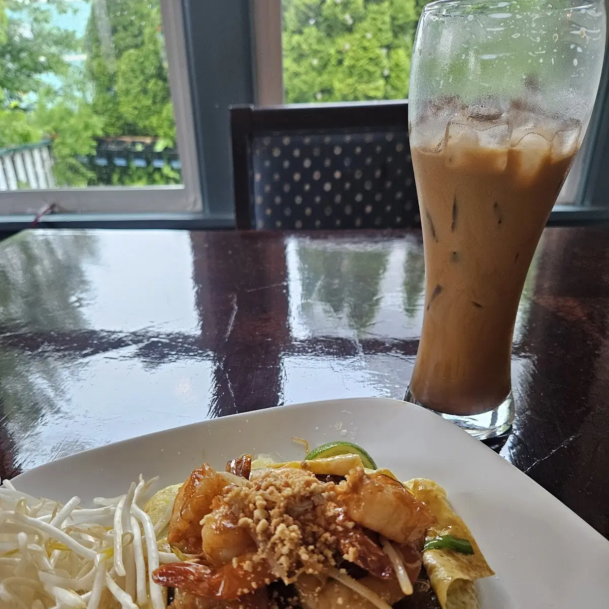 Pad Thai Woon Sen Wrapped in Egg