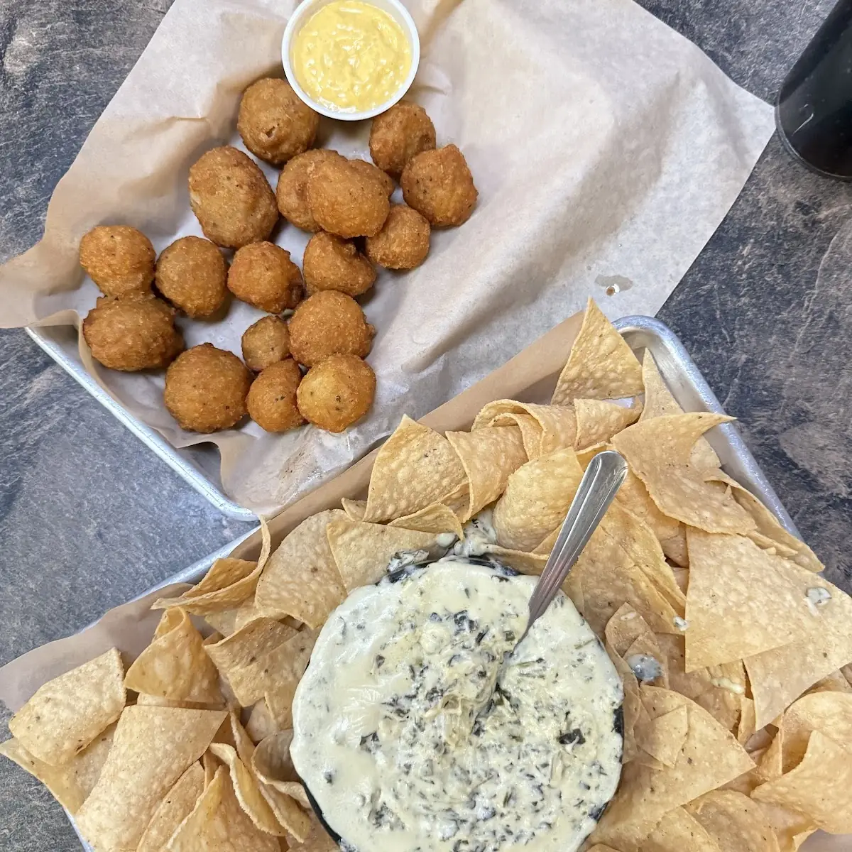 Fried Mushrooms and Chips