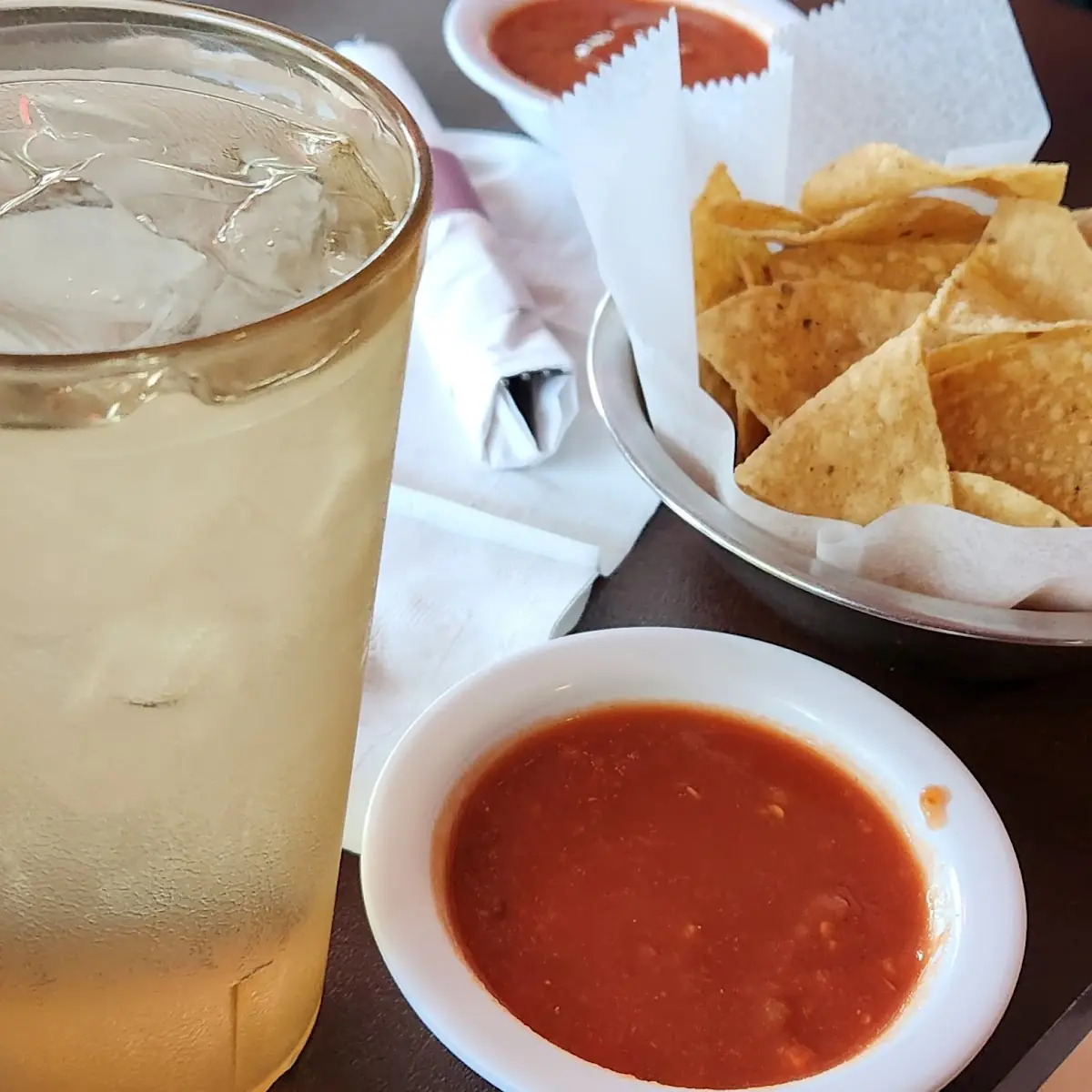 Margarita Large Chips & Salsa