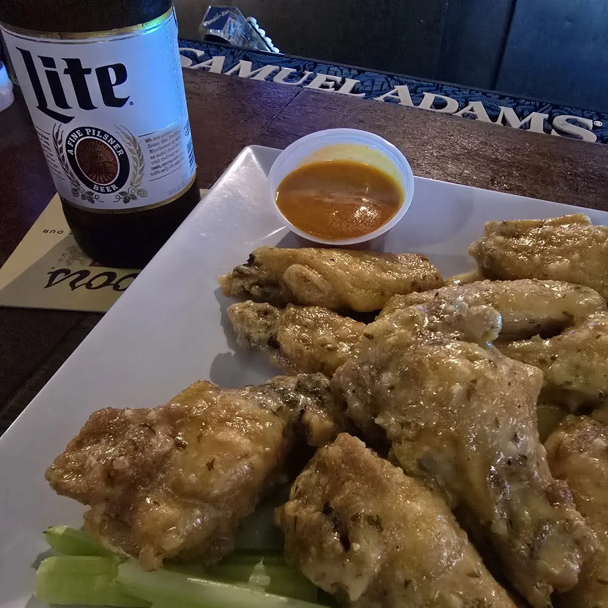 Tavern Wings