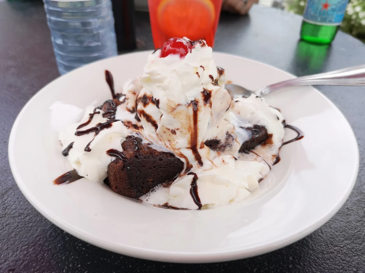 Brownie Sundae, Colossi's Coffee House