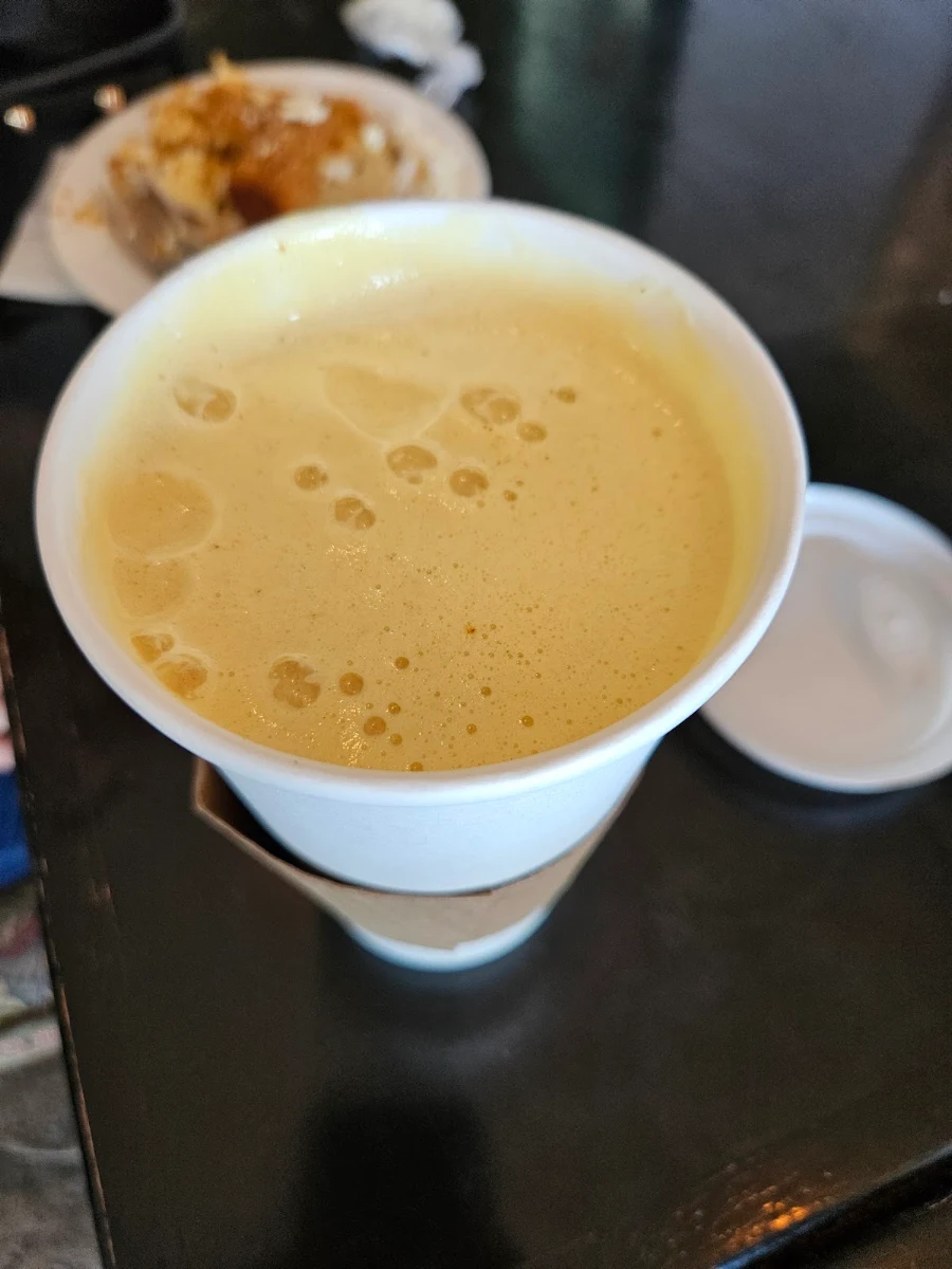 Chai Tea Latte, Colossi's Coffee House
