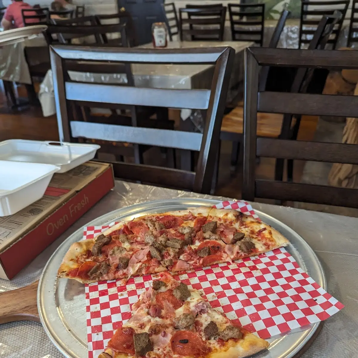 Meat Lovers Pizza with Garlic