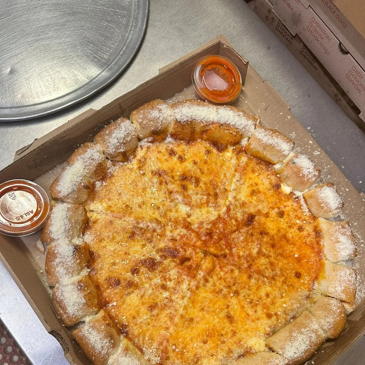 Ricotta Stuffed Crust Pizza
