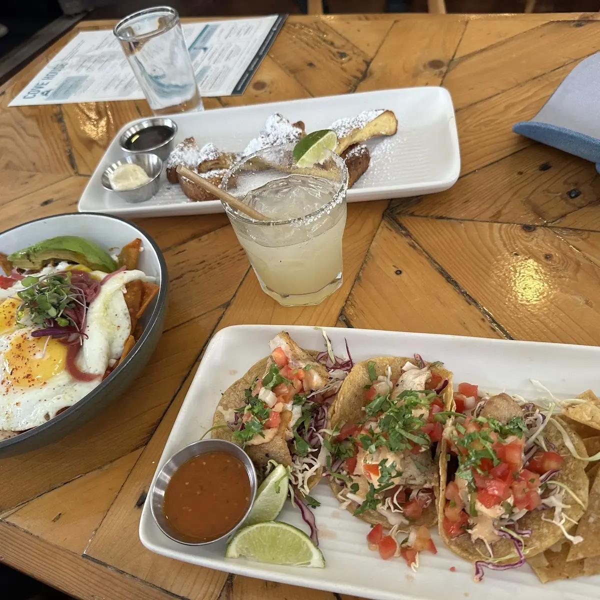 Tres Fish Tacos