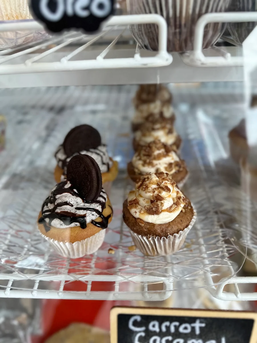 Oreo Cupcakes, South River Scoops 'N' More
