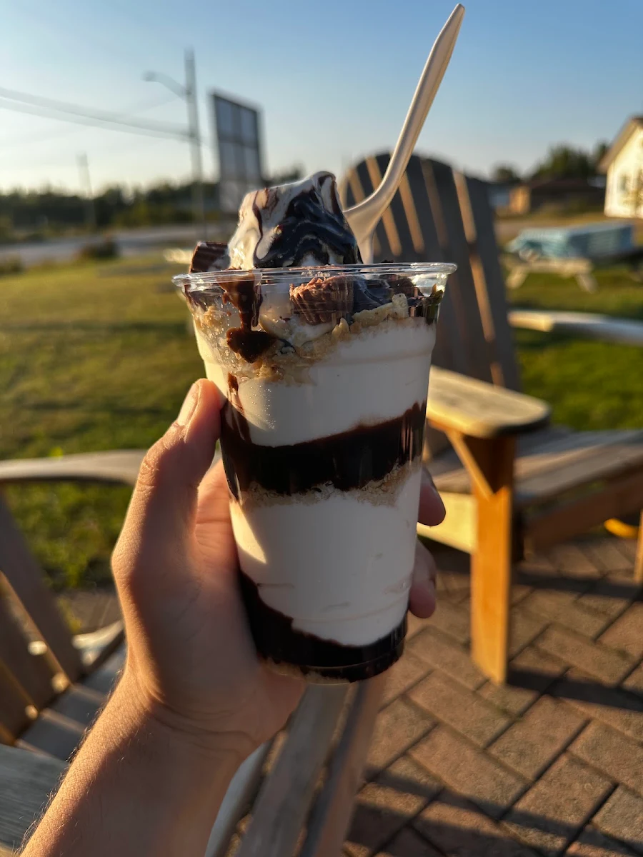 Peanut Buster Parfait, South River Scoops 'N' More