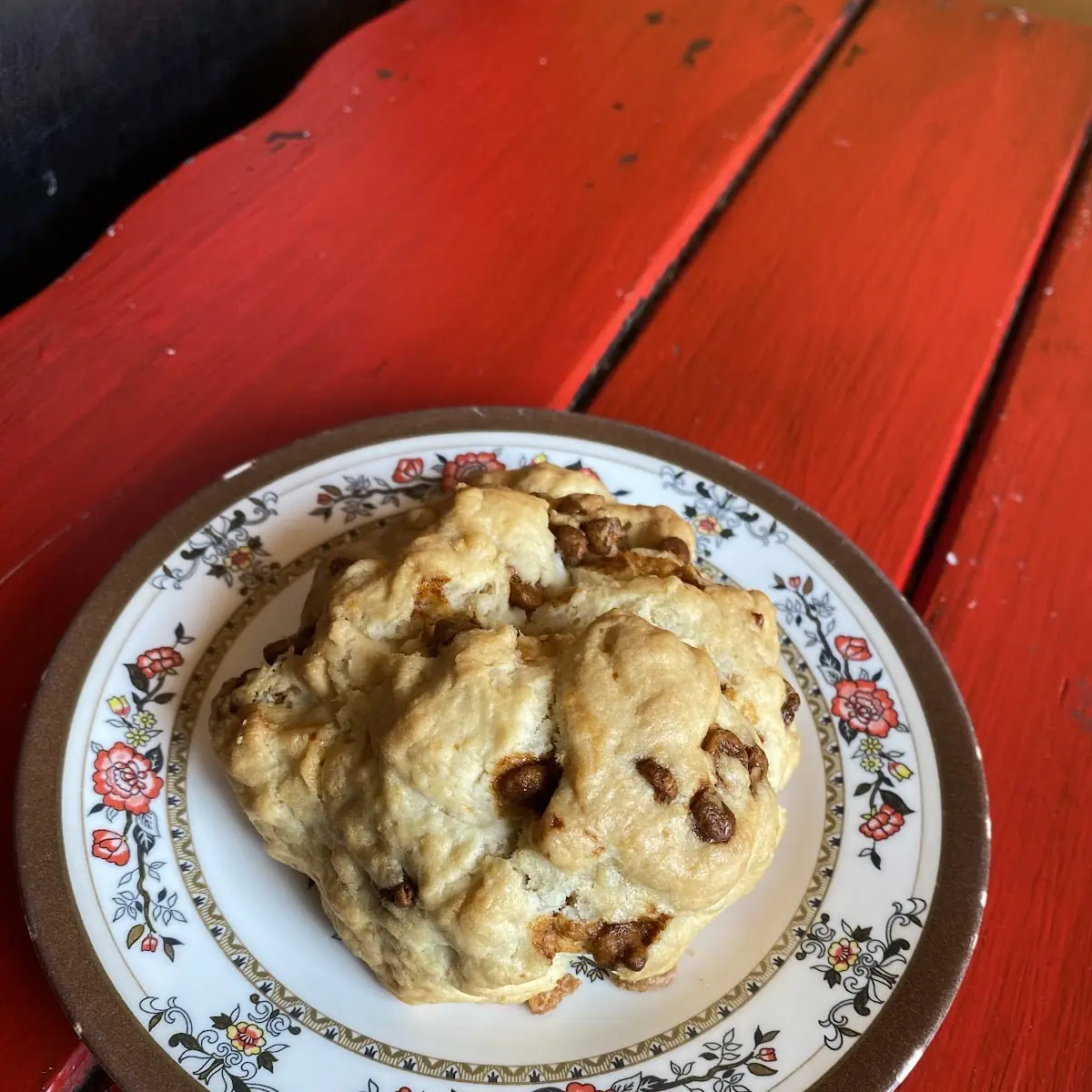 Cinnamon White Chocolate Chip Scone