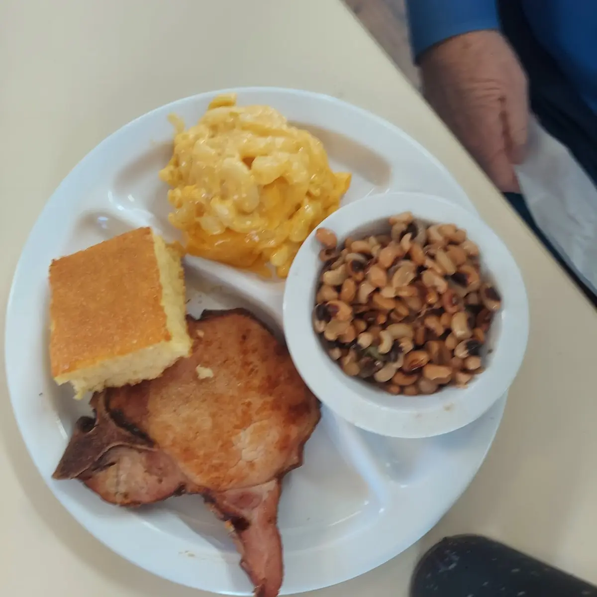 Ham Mac N Cheese Blackeyed Peas